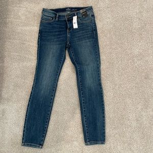 New York & Company Ankle Jeans Size: 4